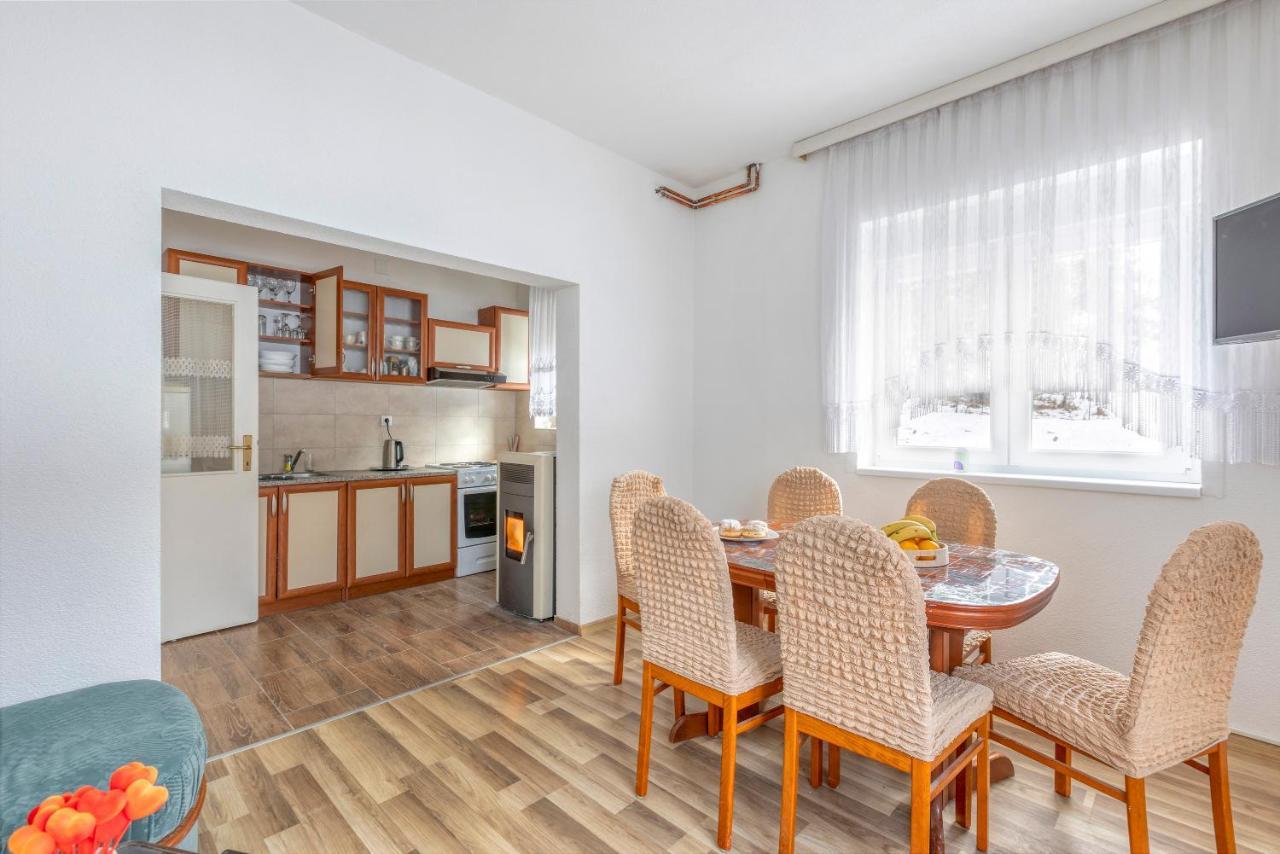 Apartman Vedro Polje Gospić Εξωτερικό φωτογραφία