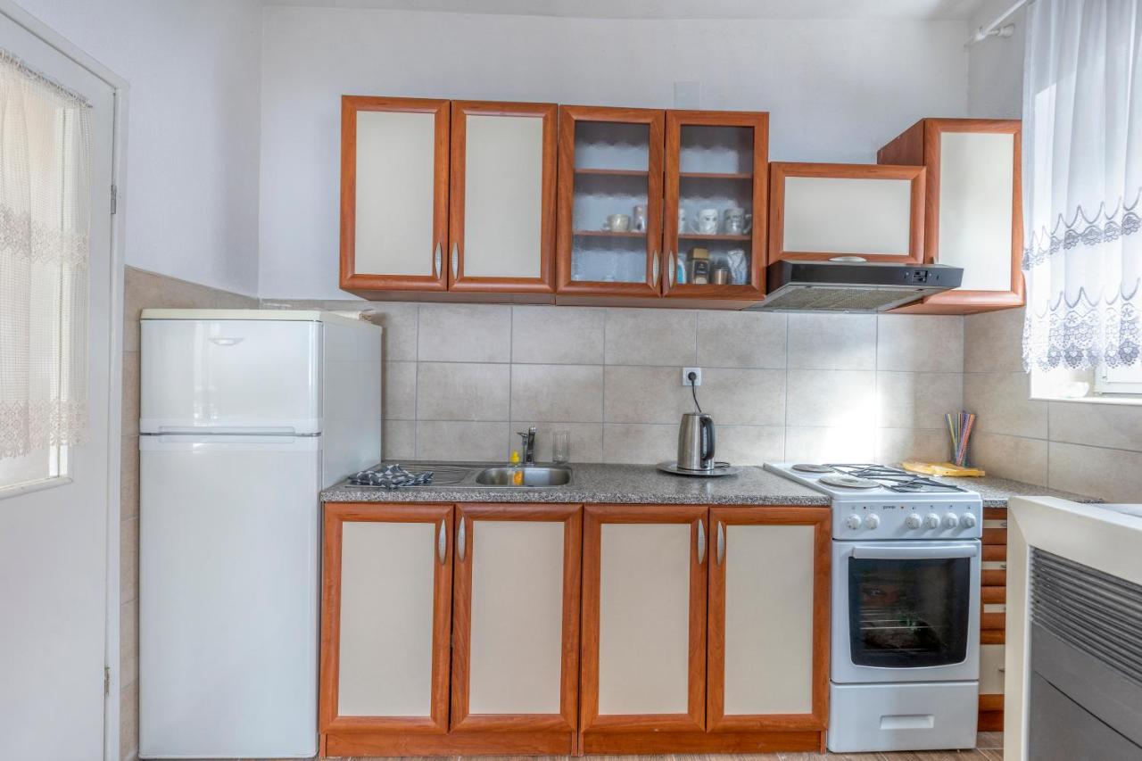 Apartman Vedro Polje Gospić Εξωτερικό φωτογραφία