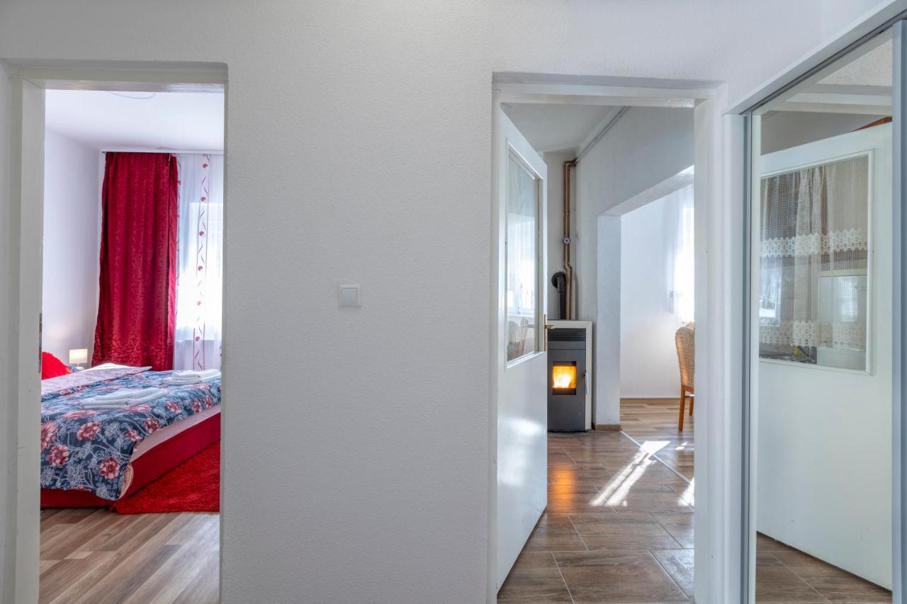 Apartman Vedro Polje Gospić Εξωτερικό φωτογραφία