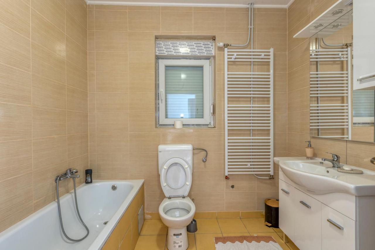 Apartman Vedro Polje Gospić Εξωτερικό φωτογραφία