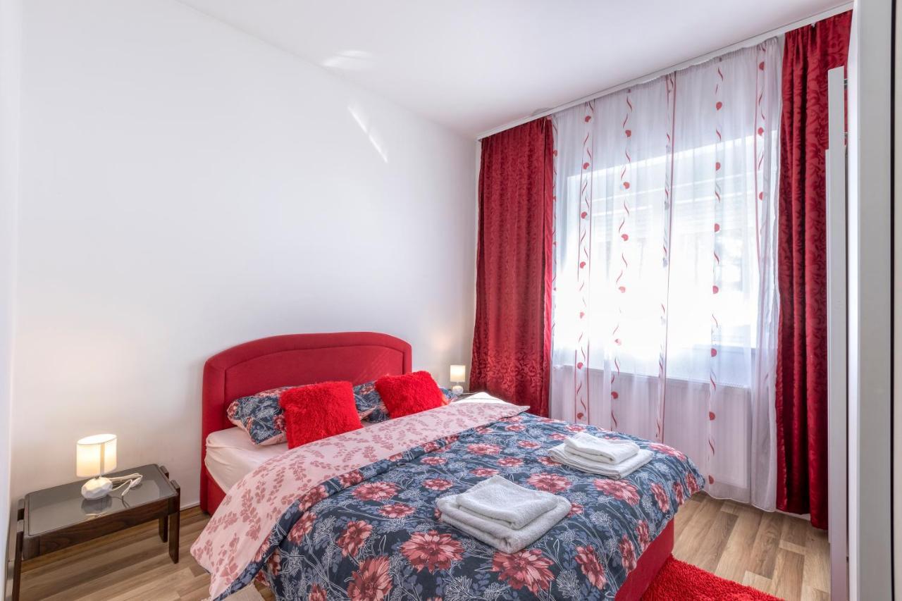 Apartman Vedro Polje Gospić Εξωτερικό φωτογραφία